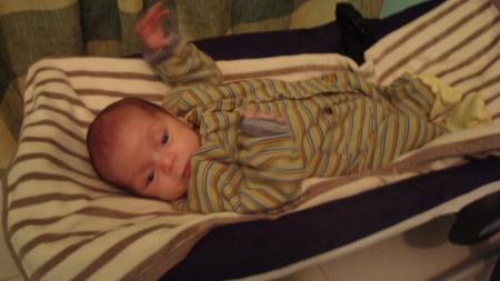 je suis entrain de danser sur de la musique alg�rienne, c'est super, et en plus j'ai un beau pijama