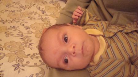 Je regarde mon oncle Mustapha